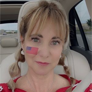 Meet your Posher, Colette